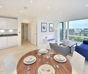 2 Bedrooms Flat to rent in Abbotsford Court, Royal Waterside, London NW10 | £ 400 - Photo 1