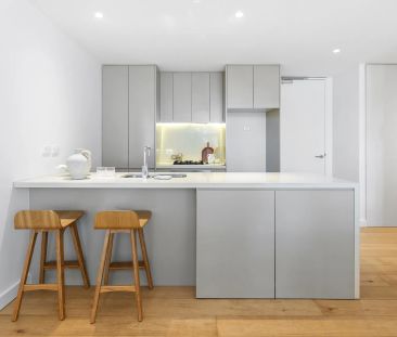 Rockpool Apartments - Contemporary Coastal Living - Lift Access - Photo 4