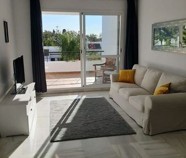 Luxury penthouse for rent in Nueva Andalucia, Spain - Photo 6