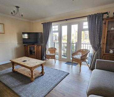 5 Bedroom Town House - Photo 2