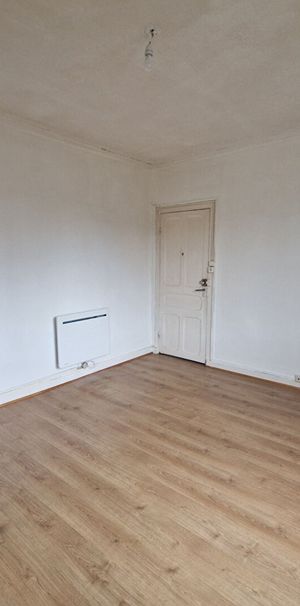 Location Appartement 2 pièces 27m² - Photo 1