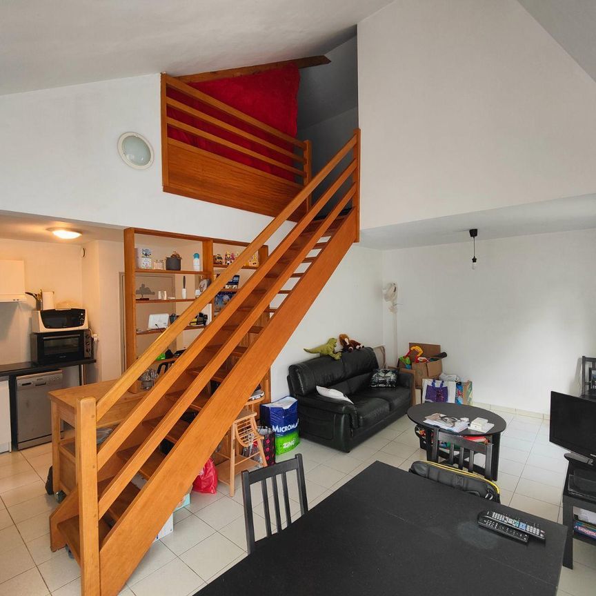 A BRUZ- IDEAL ETUDIANT AVEC GARANT ET/OU JEUNES ACTIFS - APPARTEMENT/MAISON MEUBLE DE TYPE 2 EN... - Photo 1