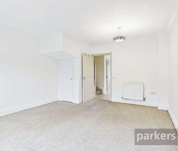 Chamberlain Close, Carterton, Oxfordshire, OX18 - Photo 1