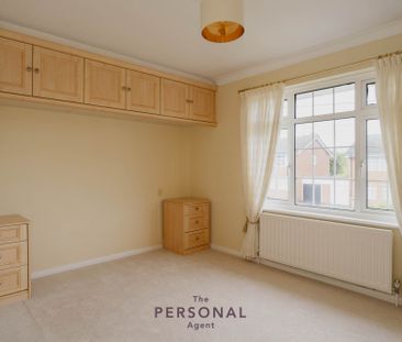Fir Tree Close, Epsom - Photo 4