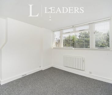 1 bedroom apartment to rent Denmark Villas, Hove, East Sussex, BN3 - Photo 3