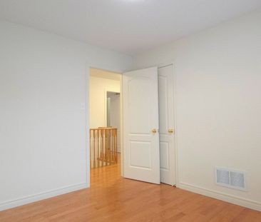 For Lease - 25 Fitzroy Avenue, Markham, Ontario - Photo 3
