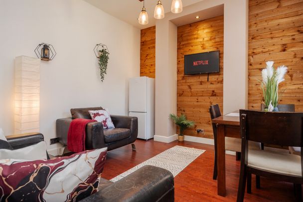 5 Bed Terraced House, Portrush Street, L13 - Photo 1