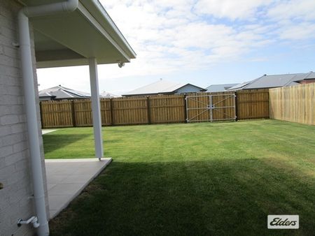 2 Lucinda Way - Photo 3