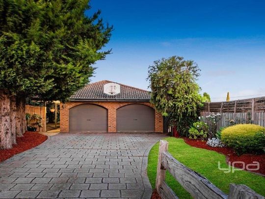 2 Padstowe Court, CRAIGIEBURN - Photo 1