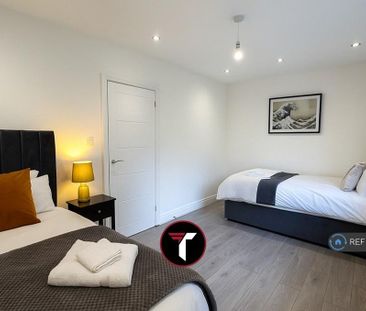 3 bedroom terraced house to rent - Photo 6