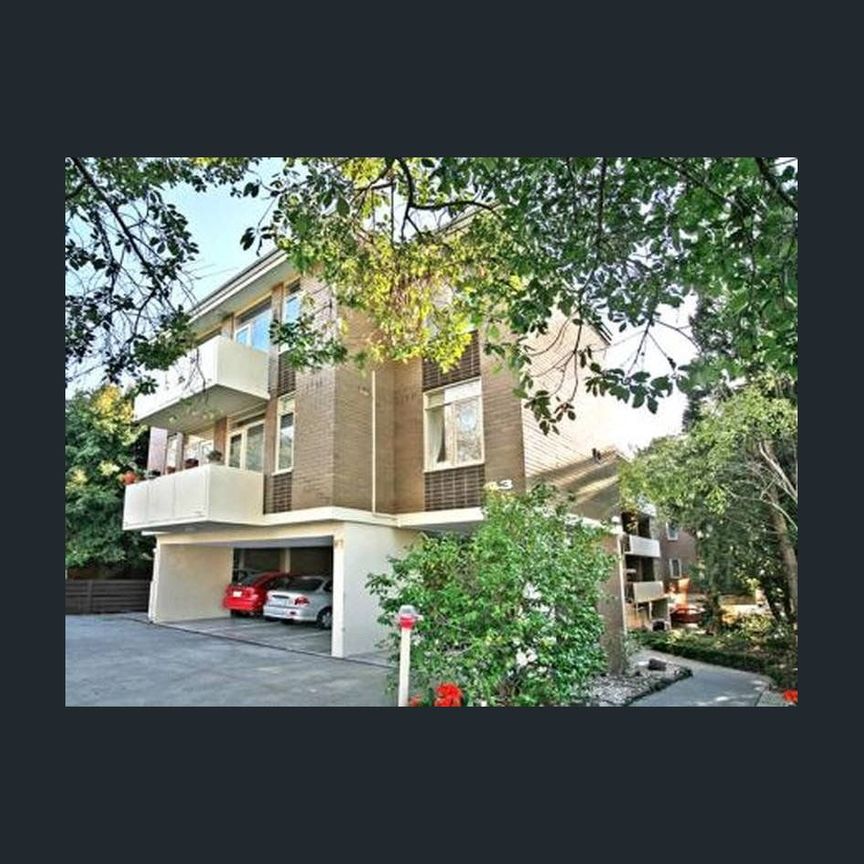 Live Moments To Hawksburn Village - Photo 1