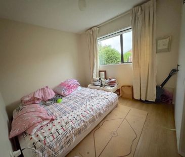 Furnished home in prime location - Photo 2