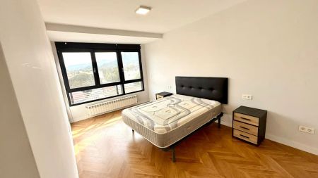 Apartamento de alquiler en Calle Real, Casco Antiguo - Photo 2