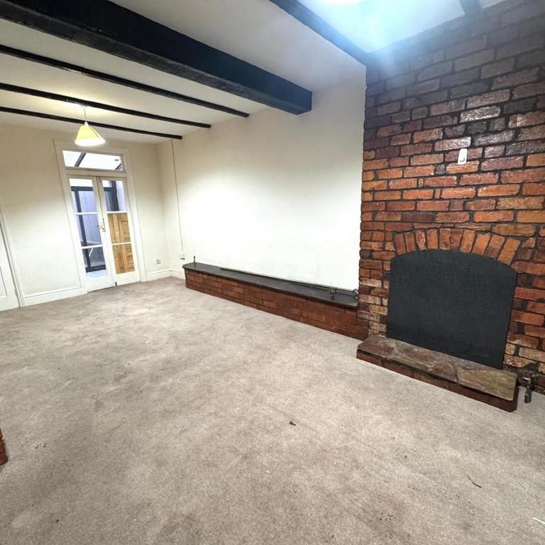 2 bedroom terraced house to rent - Photo 1