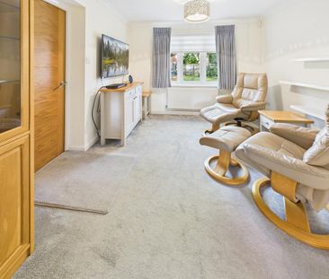 5 bedroom bungalow to rent - Photo 4