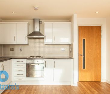 1 bed Apartment for Rent - Photo 5