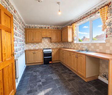 3 bedroom semi-detached house to rent - Photo 6