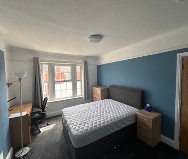 6 bedroom house - Photo 4