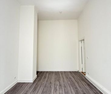 Altbauflair in bester Lage, großzügige 3-Raum-Wohnung inkl. neuwert... - Photo 3