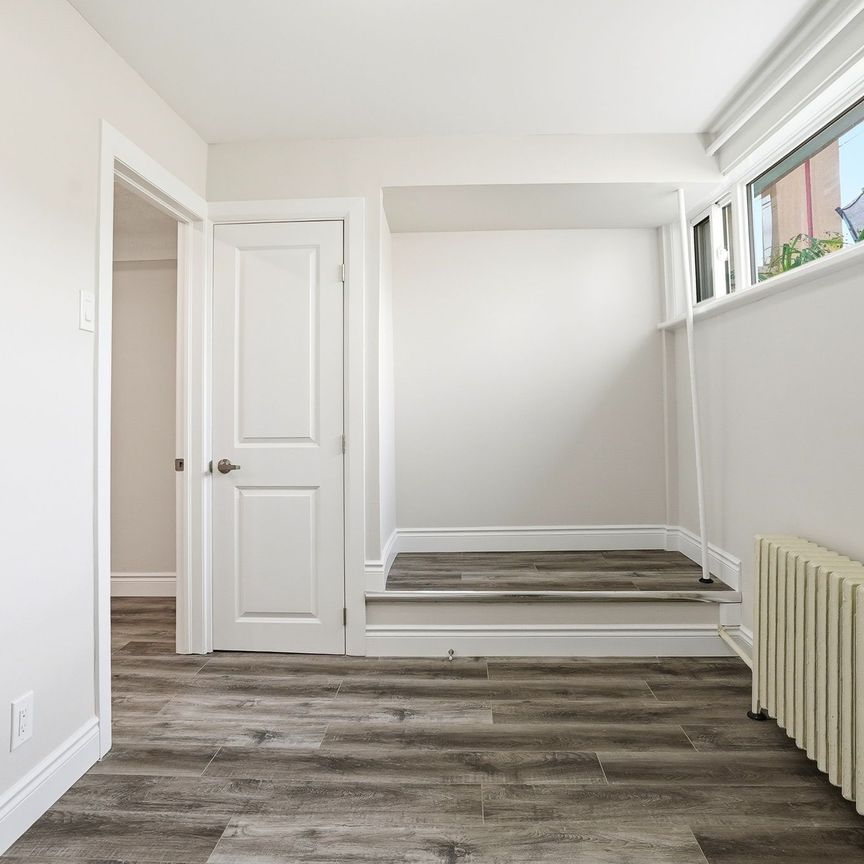 For Lease - 287 St Laurent Boulevard Unit# 5, Manor Park - Cardinal Glen and Area, Ontario - Photo 1