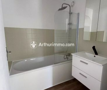 Location Appartement 2 pièces 50 m2 à Lieusaint - Photo 2