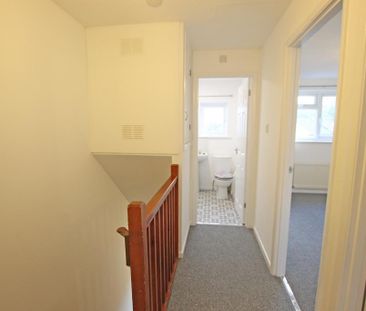 3 bedroom semi-detached house to rent - Photo 4