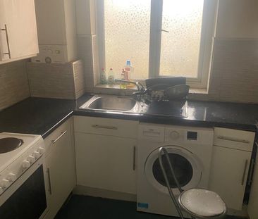 1 Bed Flat, Ramsey House, SW19 - Photo 5