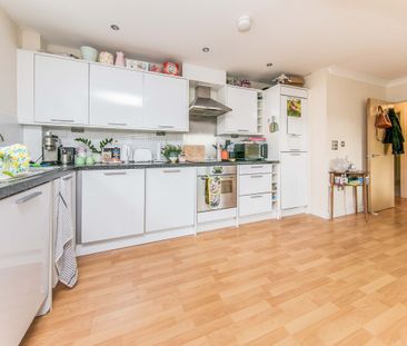 2 bedroom apartment to rent Rotary Way, Colchester, CO3 - Photo 5