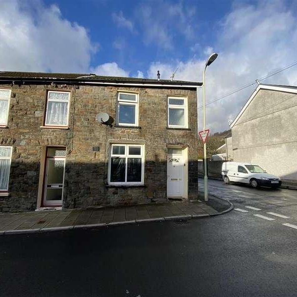 Queen Street, Pentre, CF41 - Photo 2