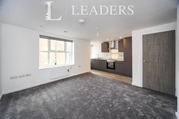 1 bedroom flat to rent - Photo 1