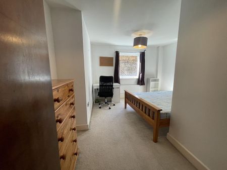 3 bedroom apartment to rent - Photo 3