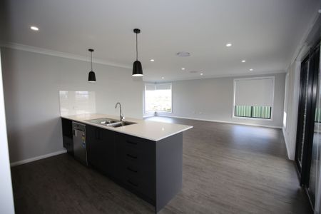 MODERN WITH SPECTACULAR TOWN VIEWS! - Photo 5