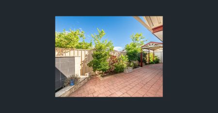 Fresh As a Daisy! - Photo 4