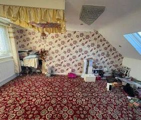 4 bedroom semi-detached house to rent - Photo 1