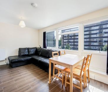 4 Bed Flat, Sheffield Square, E3 - Photo 1