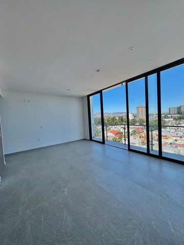 ESTRENA DEPA EN RENTA A 2 MINS DE PLAZA DEL SOL CON ALBERCA, GYM Y ROOFTOP - Photo 3