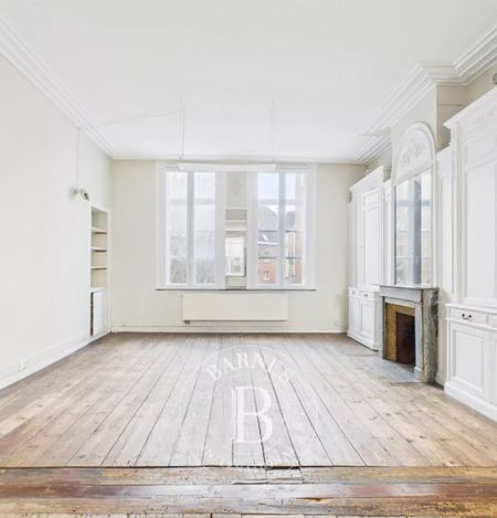 Appartement • Vieux Lille - Photo 2