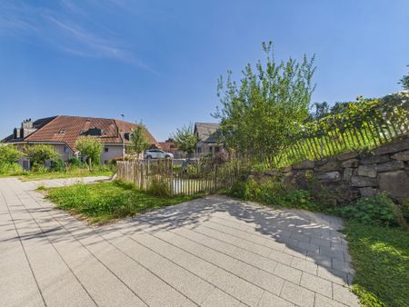 Modern 3.5-room apartment with terrace in Benzenschwil - Photo 3