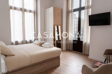 Co-Living Room With Private Bathroom Perfectly Located on La Rambla - Photo 4