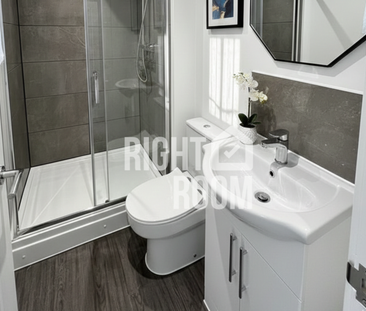 Room 1, Mayfield Road, Portsmouth PO2 - Photo 5