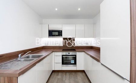 1 Bedroom flat to rent in Yeoman Street, Surrey Quays, SE16 - Photo 2