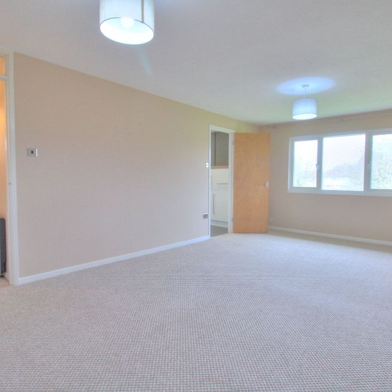 Thellusson Road, Rendlesham, Woodbridge - Photo 1