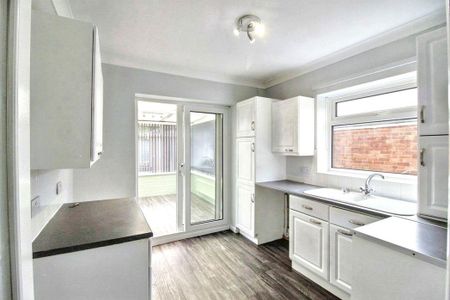 Kinderton Grove, Norton, Stockton-on-Tees, Durham, TS20 1QS - Photo 4