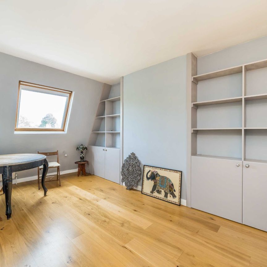 St. Charles Square, North Kensington, W10, London - Photo 1