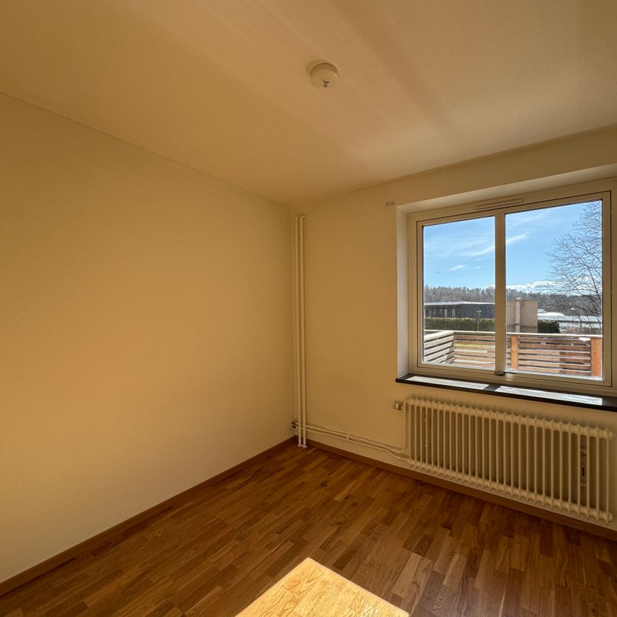 Kellgrensgatan 28 – 2 rok (lgh 1004) - Photo 1