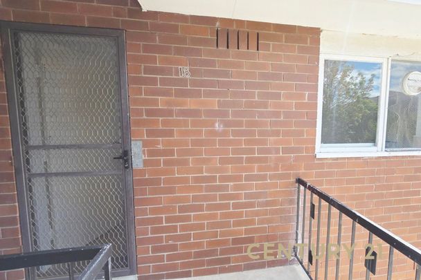 Bright & Easy Living - Photo 1