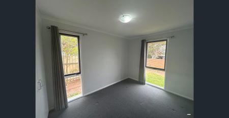 Neat three bedroom home on spacious block - Photo 4