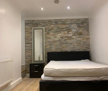 Room in a Shared Flat, Dulwich, SE21 - Photo 2