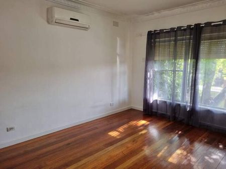 110 Rosanna Road, Heidelberg - Photo 2