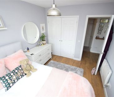 Littlebrook Avenue, Slough, Berkshire,SL2 - Photo 5
